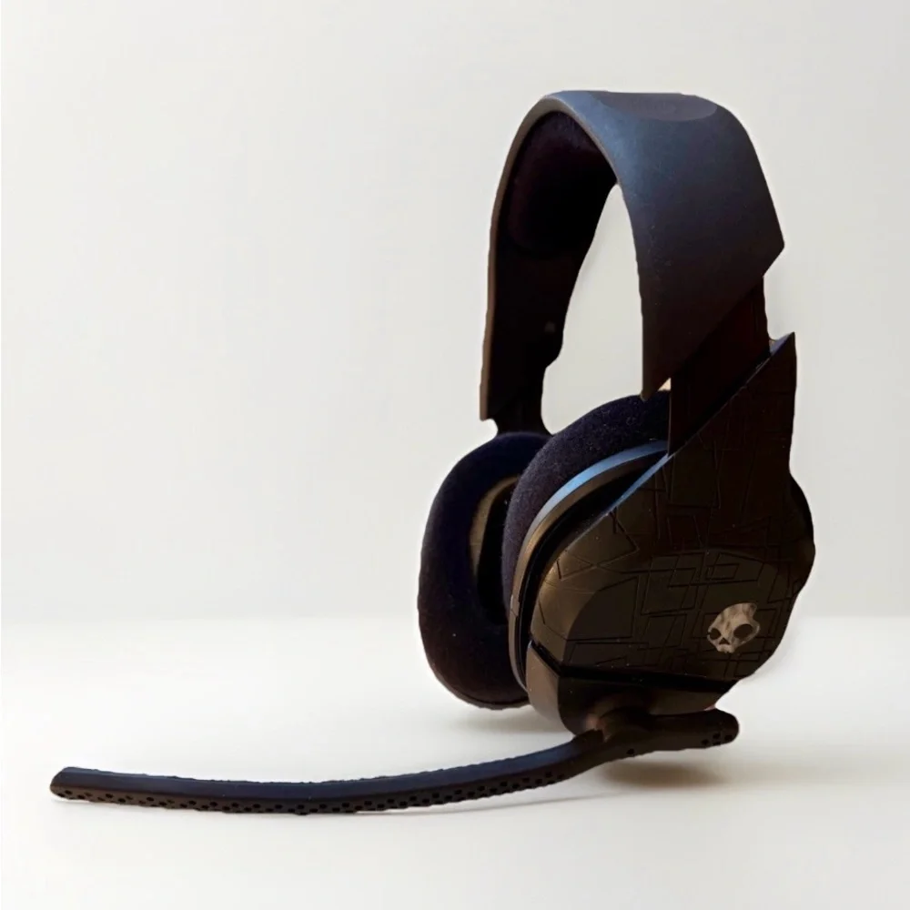 Skullcandy PLYR 1 Wireless Gaming Headset With Microphone Black Blue